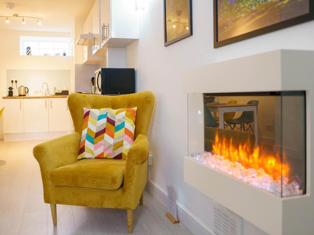 Pass The Keys Modern 2 Bed Flat Overlooking Aberaeron Harbour Exterior foto