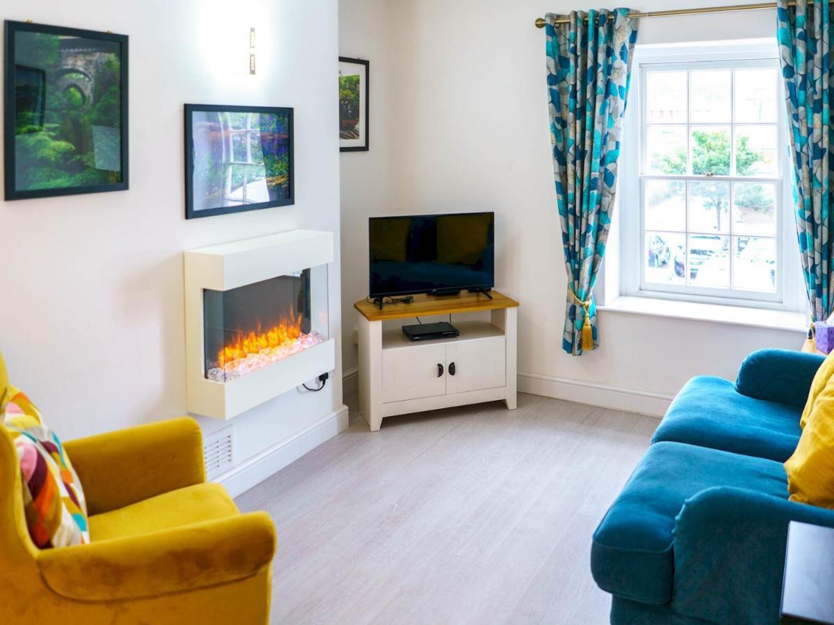 Pass The Keys Modern 2 Bed Flat Overlooking Aberaeron Harbour Exterior foto